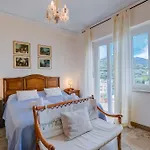 Simply Romantic Sea View - Happy